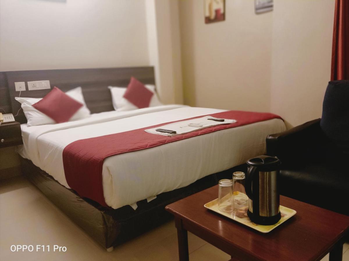 Hotel I-Way Residency Perungudi Chennai Zewnętrze zdjęcie