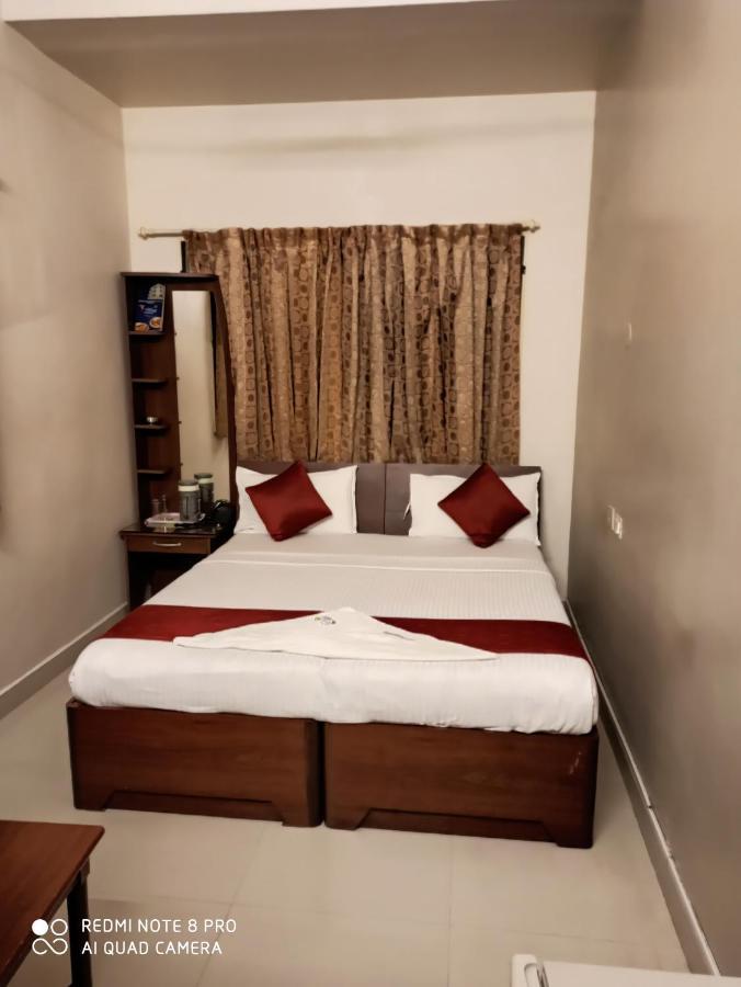 Hotel I-Way Residency Perungudi Chennai Zewnętrze zdjęcie